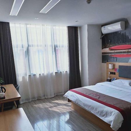Thank Inn Chain Hotel Anhui Bengbu South Railway Station Zewnętrze zdjęcie