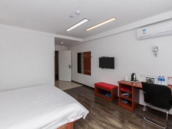Thank Inn Chain Hotel Anhui Bengbu South Railway Station Zewnętrze zdjęcie